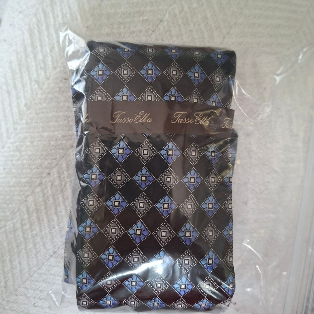 Tasso Elba Necktie OS Mens Blue Brown NWT Diamond Pattern Italian Polyester Tie